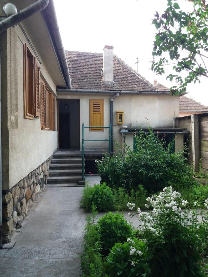 Guest House - Wai Derhim Sibiu Exterior photo